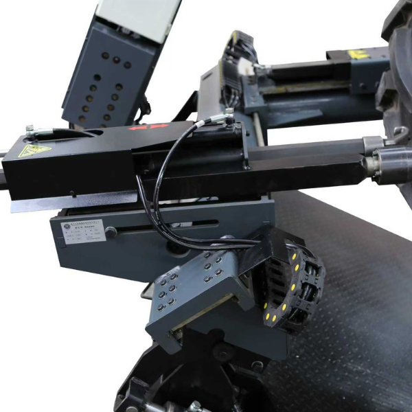 11 maquina de montar e desmontar pneus 14 ao 62